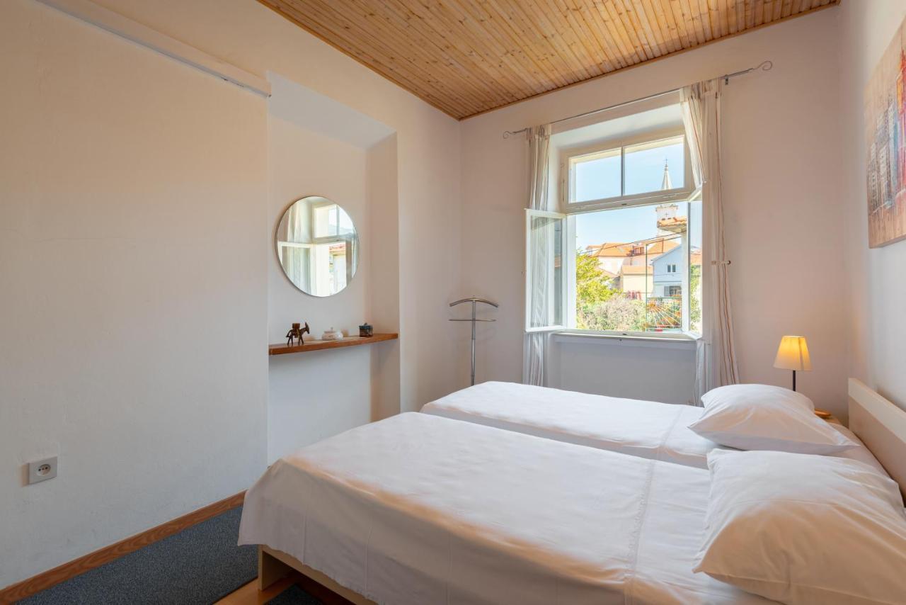 Apartments By The Sea Jelsa, Hvar - 11319 เยลซา ภายนอก รูปภาพ