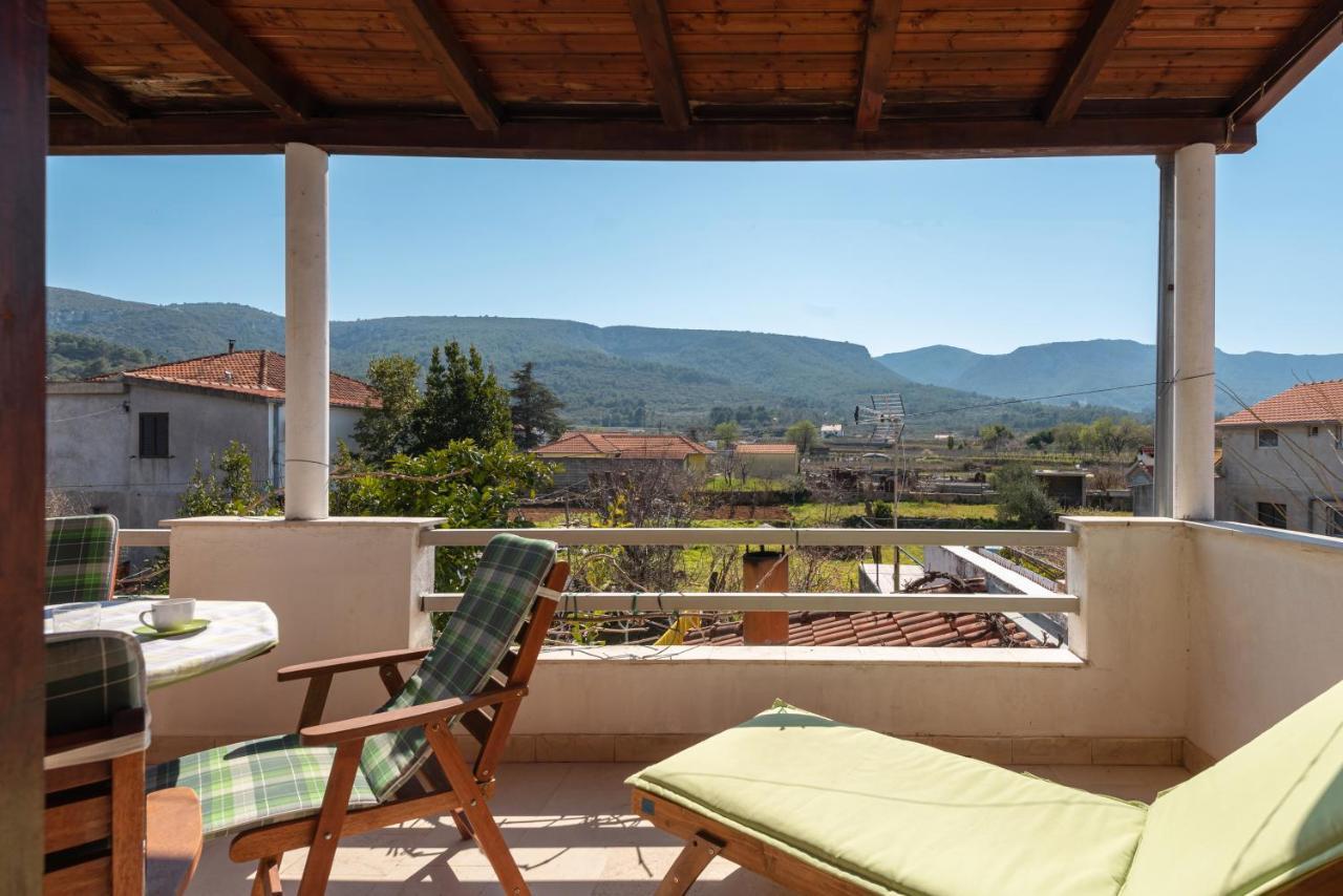 Apartments By The Sea Jelsa, Hvar - 11319 เยลซา ภายนอก รูปภาพ