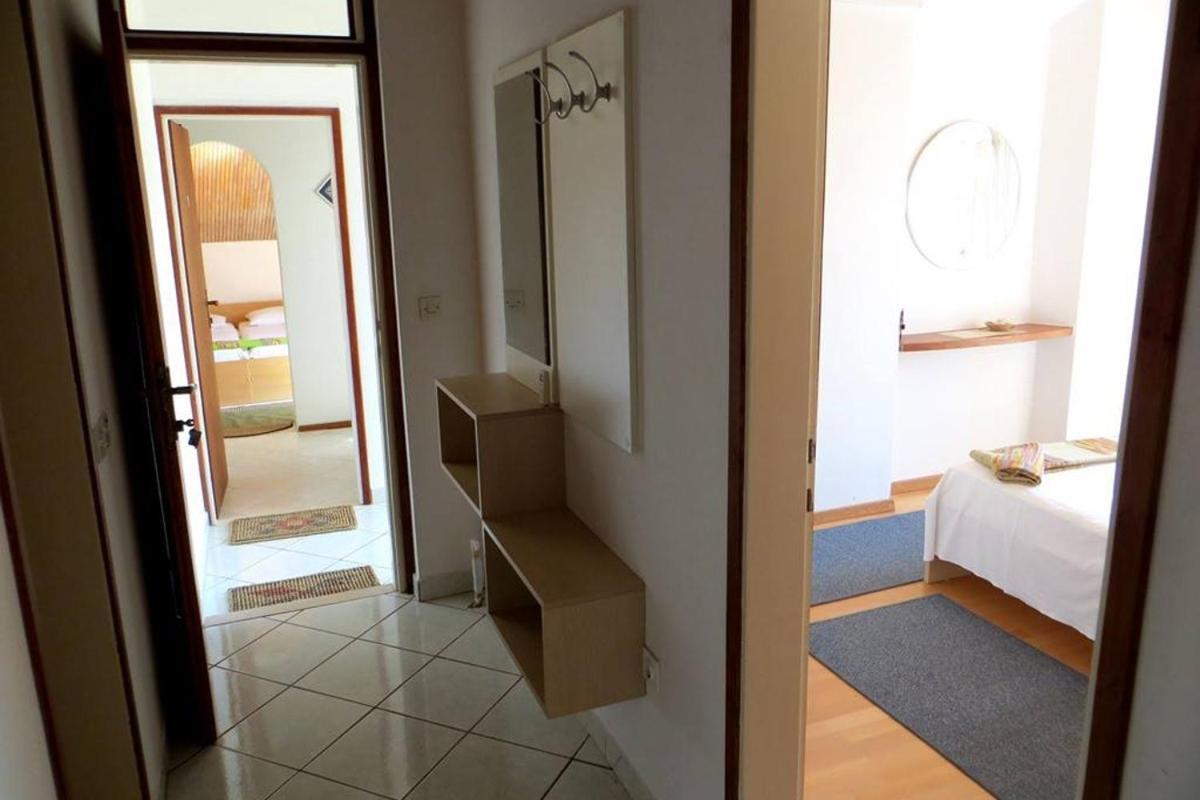 Apartments By The Sea Jelsa, Hvar - 11319 เยลซา ภายนอก รูปภาพ